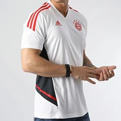 Tout neuf ✨ Tee 👕 Shirt A Bandes FC Bayern HB0621 Blanc de Adidas Performance 🤩 11 Tout neuf ✨ Tee 👕 Shirt A Bandes FC Bayern HB0621 Blanc de Adidas Performance 🤩 -Pas Cher adidas Magasin adidas 328665 HB0621 20220722T152539 04