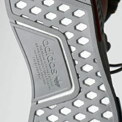 Remise ✔️ Baskets NMD R1 GX9524 Grey Three Grey Five de Adidas Originals ✨ -Pas Cher adidas Magasin adidas 329877 GX9524 20220727T155749 05