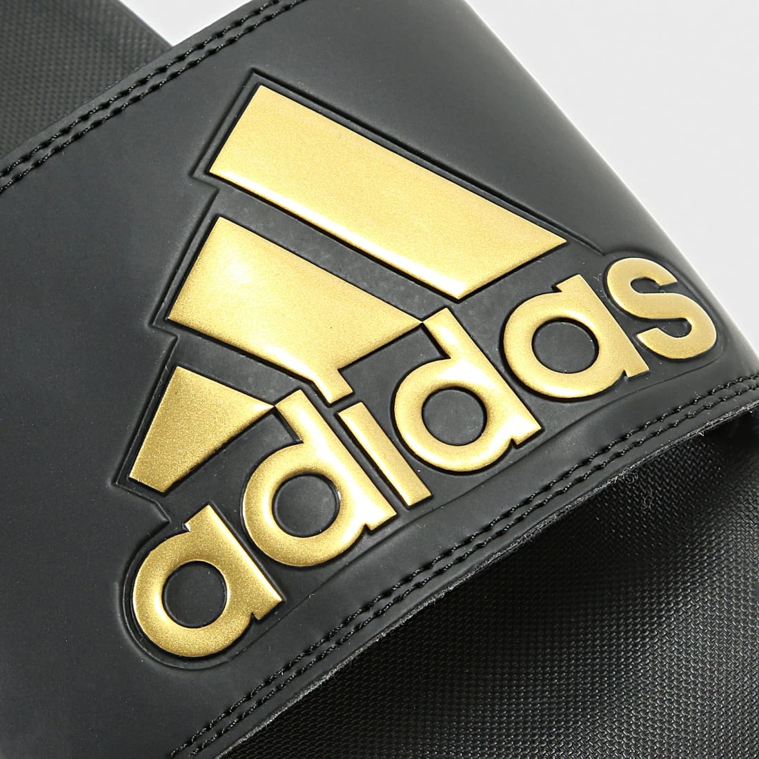 Bon marché 😍 Claquettes Adilette Comfort GY1946 Noir Doré de Adidas Performance ⌛ 4 Bon marché 😍 Claquettes Adilette Comfort GY1946 Noir Doré de Adidas Performance ⌛ – Image 2
