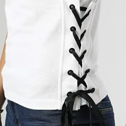 Offres ✔️ Tee 👕 Shirt Femme Laced HK5062 Blanc de Adidas Originals 🔔 -Pas Cher adidas Magasin adidas 332119 HK5062 20220819T135839 02