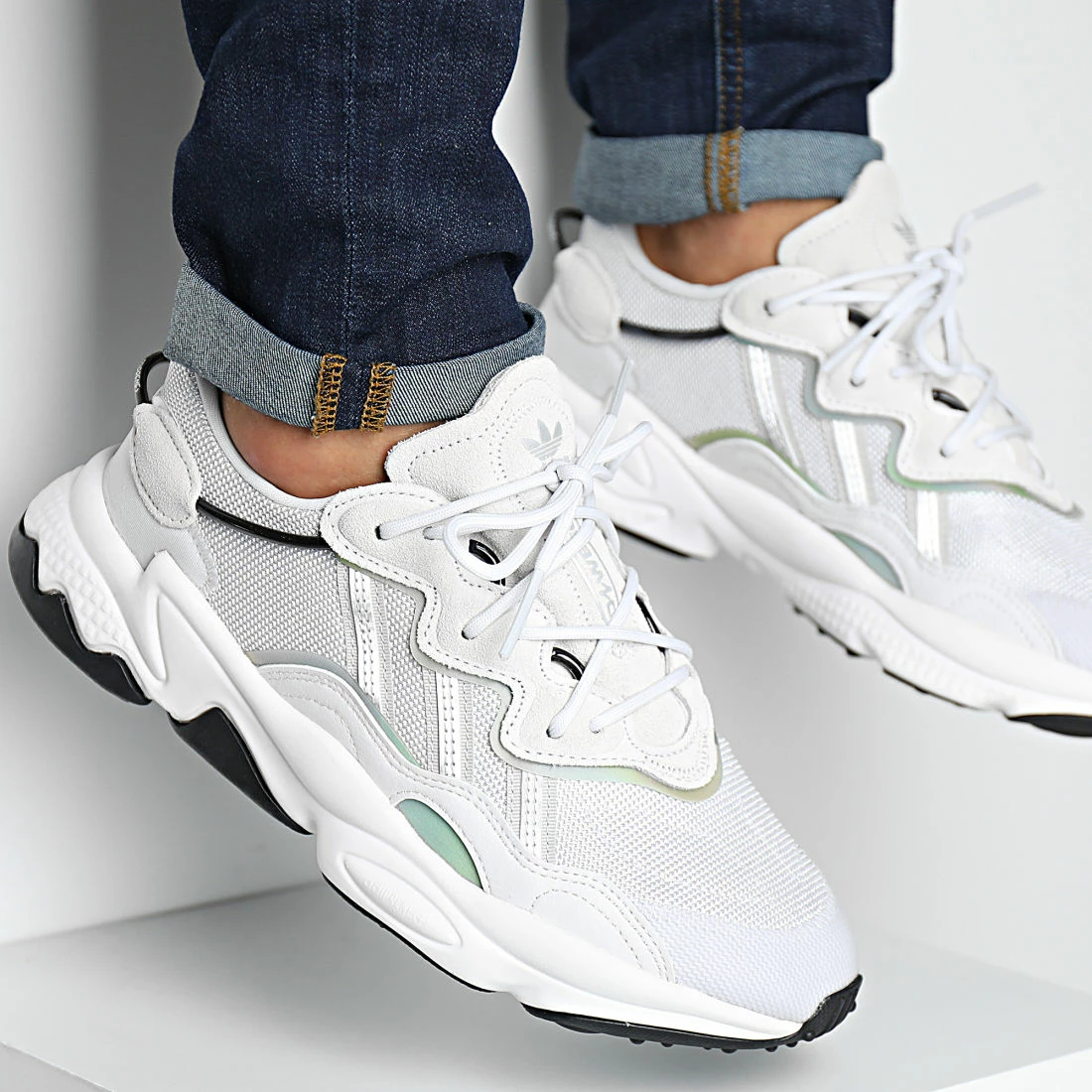 Meilleur prix 👍 Baskets Ozweego GY9519 Dash Grey Silver Metallic Core Black de Adidas Originals 🤩 3 Meilleur prix 👍 Baskets Ozweego GY9519 Dash Grey Silver Metallic Core Black de Adidas Originals 🤩