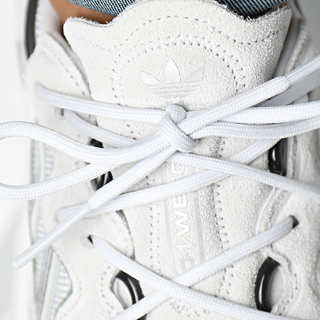 Meilleur prix 👍 Baskets Ozweego GY9519 Dash Grey Silver Metallic Core Black de Adidas Originals 🤩 5 Meilleur prix 👍 Baskets Ozweego GY9519 Dash Grey Silver Metallic Core Black de Adidas Originals 🤩 – Image 3