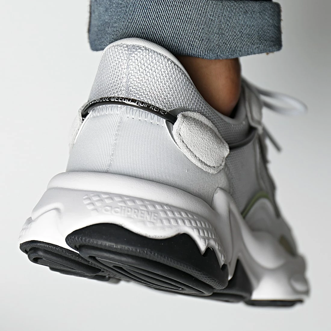 Meilleur prix 👍 Baskets Ozweego GY9519 Dash Grey Silver Metallic Core Black de Adidas Originals 🤩 6 Meilleur prix 👍 Baskets Ozweego GY9519 Dash Grey Silver Metallic Core Black de Adidas Originals 🤩 – Image 4