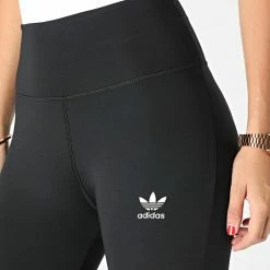 Remise 🛒 Legging Femme HK5077 Noir de Adidas Originals 😍 11 Remise 🛒 Legging Femme HK5077 Noir de Adidas Originals 😍 -Pas Cher adidas Magasin adidas 332960 HK5077 20220822T155426 04