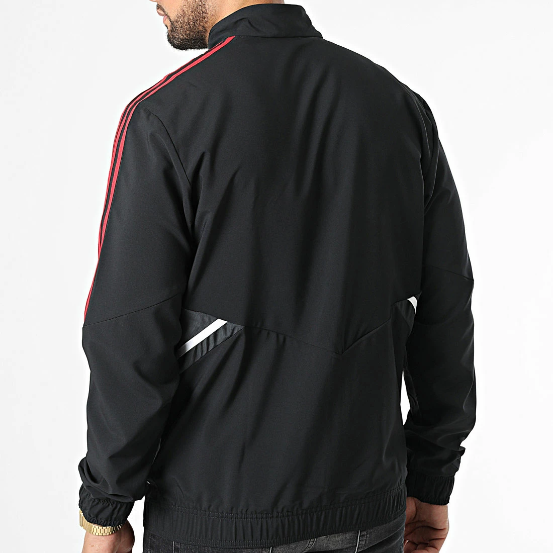 Offres 🌟 Veste Zippée A Bandes Manchester United FC H64037 Noir de Adidas Performance ⭐ 6 Offres 🌟 Veste Zippée A Bandes Manchester United FC H64037 Noir de Adidas Performance ⭐ – Image 4