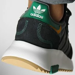 Promo 😉 Baskets Retropy F2 GW9356 Grey Five Carbon Court Gold de Adidas Originals 💯 -Pas Cher adidas Magasin adidas 333623 GW9356 20220824T155347 04