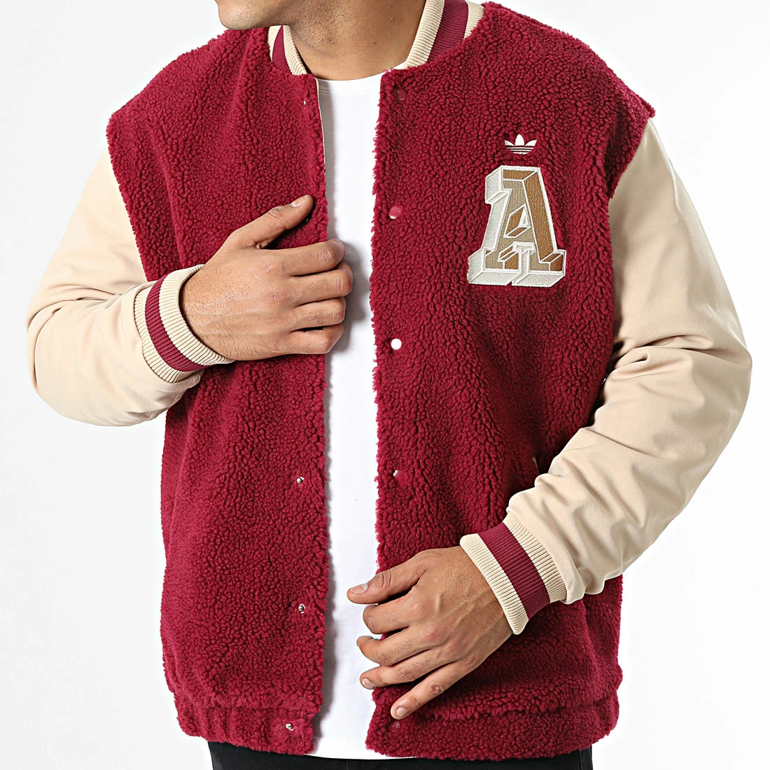 Top 10 ⭐ Veste Teddy Varsity HY6037 Bordeaux Beige de Adidas Originals ⭐ 3 Top 10 ⭐ Veste Teddy Varsity HY6037 Bordeaux Beige de Adidas Originals ⭐