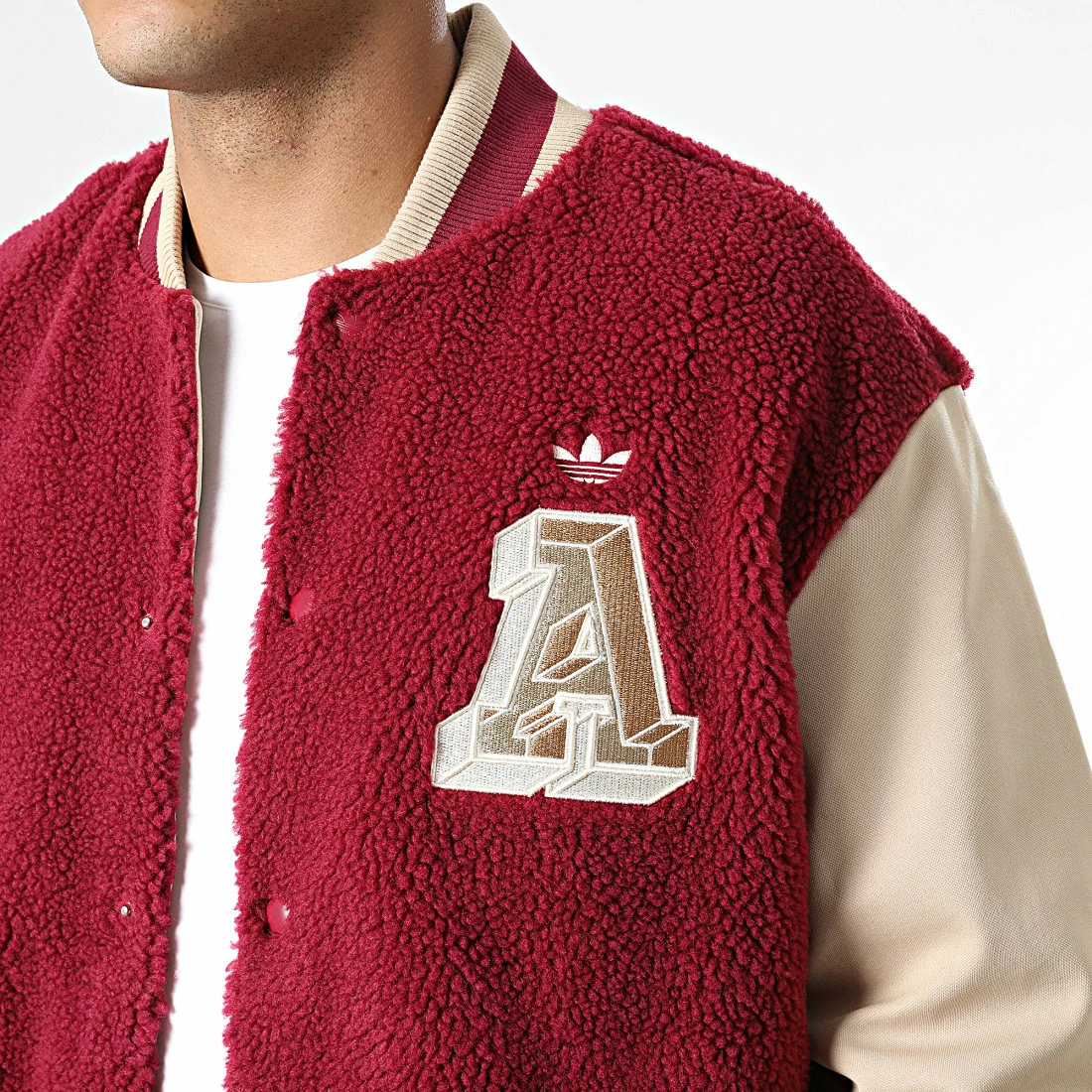 Top 10 ⭐ Veste Teddy Varsity HY6037 Bordeaux Beige de Adidas Originals ⭐ 4 Top 10 ⭐ Veste Teddy Varsity HY6037 Bordeaux Beige de Adidas Originals ⭐ – Image 2