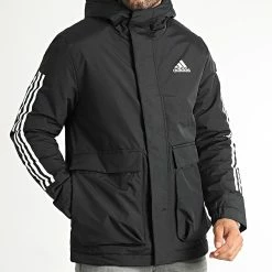 Tout neuf 😉 Doudoune Capuche A Bandes GT1688 Noir de Adidas Performance 🥰 11 Tout neuf 😉 Doudoune Capuche A Bandes GT1688 Noir de Adidas Performance 🥰 -Pas Cher adidas Magasin adidas 334901 GT1688 20220909T080548 04