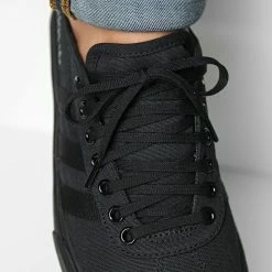 Offres 🎉 Baskets Delpala FV0634 Core Black de Adidas Originals ⭐ -Pas Cher adidas Magasin adidas 335473 FV0634 20220902T121446 03