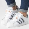 Les meilleures critiques de 🤩 Baskets Femme Superstar H03414 Footwear White Wonder Steel Gold Metallic de Adidas Originals 😍 1 Les meilleures critiques de 🤩 Baskets Femme Superstar H03414 Footwear White Wonder Steel Gold Metallic de Adidas Originals 😍 -Pas Cher adidas Magasin adidas 336723 H03414 20220921T152555 01