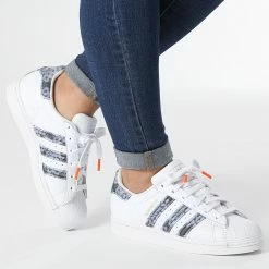 Les meilleures critiques de 🤩 Baskets Femme Superstar H03414 Footwear White Wonder Steel Gold Metallic de Adidas Originals 😍 -Pas Cher adidas Magasin adidas 336723 H03414 20220921T152557 03