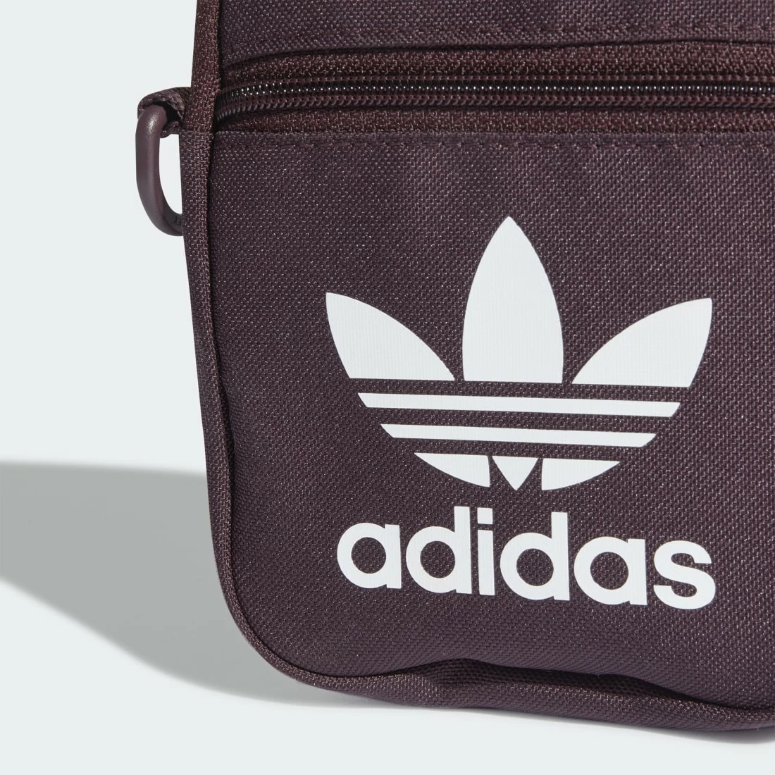 Grosses soldes ✨ Sacoche HK2632 Bordeaux de Adidas Originals ⌛ 5 Grosses soldes ✨ Sacoche HK2632 Bordeaux de Adidas Originals ⌛ – Image 3