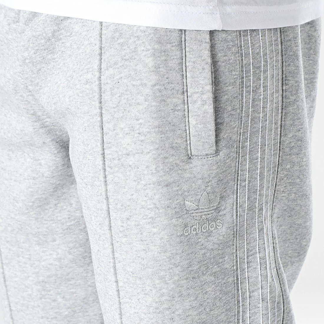 Promo 🔥 Pantalon Jogging ABandes SST HI2997 Gris Chiné de Adidas Originals 🥰 8 Promo 🔥 Pantalon Jogging ABandes SST HI2997 Gris Chiné de Adidas Originals 🥰 – Image 6