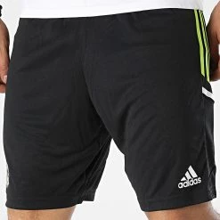 Grosses soldes 🥰 Short Jogging A Bandes Manchester United HE6684 Noir de Adidas Performance 💯