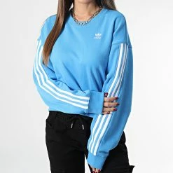Meilleur prix ✨ Sweat Crewneck A Bandes Femme Crop HN3641 Bleu de Adidas Originals 😉 -Pas Cher adidas Magasin adidas 338325 HN3641 20221021T155258 03