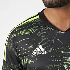 Budget ❤️ Tee 👚 Shirt De Sport Manchester United HE6682 Noir Vert de Adidas Performance 🤩 13 Budget ❤️ Tee 👚 Shirt De Sport Manchester United HE6682 Noir Vert de Adidas Performance 🤩 -Pas Cher adidas Magasin adidas 338332 HE6682 20220922T154502 06