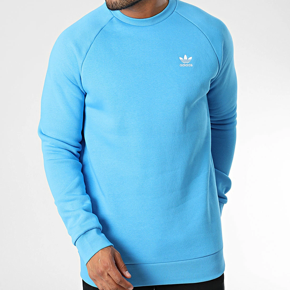 Tout neuf 😉 Sweat Crewneck HJ7992 Bleu de Adidas Originals 💯 7 Tout neuf 😉 Sweat Crewneck HJ7992 Bleu de Adidas Originals 💯 – Image 5