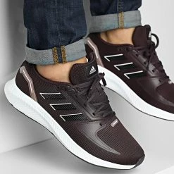 Le moins cher ❤️ Baskets Runfalcon 2.0 GV9560 Shamar Core Black Footwear White de Adidas Performance 👍