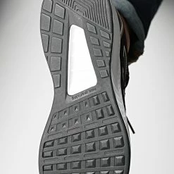 Le moins cher ❤️ Baskets Runfalcon 2.0 GV9560 Shamar Core Black Footwear White de Adidas Performance 👍 -Pas Cher adidas Magasin adidas 339231 GV9560 20220930T152832 05