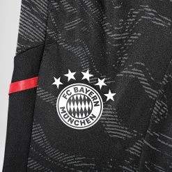 Acheter ⭐ Pantalon Jogging A Bandes Enfant FC Bayern HF1398 Noir de Adidas Performance 🤩 8 Acheter ⭐ Pantalon Jogging A Bandes Enfant FC Bayern HF1398 Noir de Adidas Performance 🤩 -Pas Cher adidas Magasin adidas 339354 HF1398 20221118T162853 03