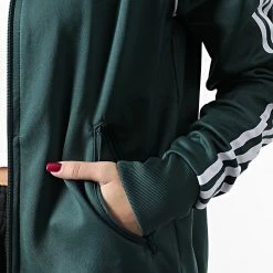 Coupon 😉 Veste Zippée A Bandes Femme HN5890 Vert de Adidas Originals ✨ 11 Coupon 😉 Veste Zippée A Bandes Femme HN5890 Vert de Adidas Originals ✨ -Pas Cher adidas Magasin adidas 339395 HN5890 20221020T160531 04