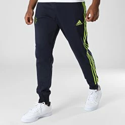 Meilleure affaire ✨ Pantalon Jogging A Bandes MUFC HE6660 Bleu Marine de Adidas Performance 🧨 -Pas Cher adidas Magasin adidas 339397 HE6660 20221026T135940 05