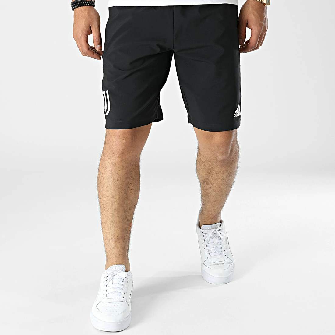 Le moins cher 🤩 Short Jogging A Bandes Juventus H56708 Noir de Adidas Performance 👍 5 Le moins cher 🤩 Short Jogging A Bandes Juventus H56708 Noir de Adidas Performance 👍 – Image 3