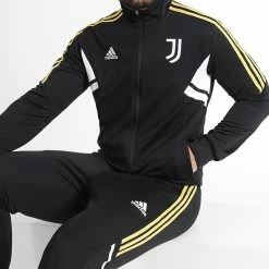 Les meilleures critiques de 🎉 Ensemble De Survetement A Bandes Juventus HA2648 Noir de Adidas Performance 🔔