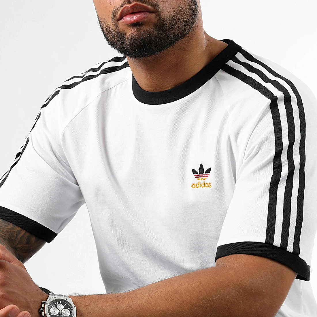 Meilleur prix ⭐ Tee 👚 Shirt A Bandes HK7420 Blanc de Adidas Originals ❤️ 6 Meilleur prix ⭐ Tee 👚 Shirt A Bandes HK7420 Blanc de Adidas Originals ❤️ – Image 4
