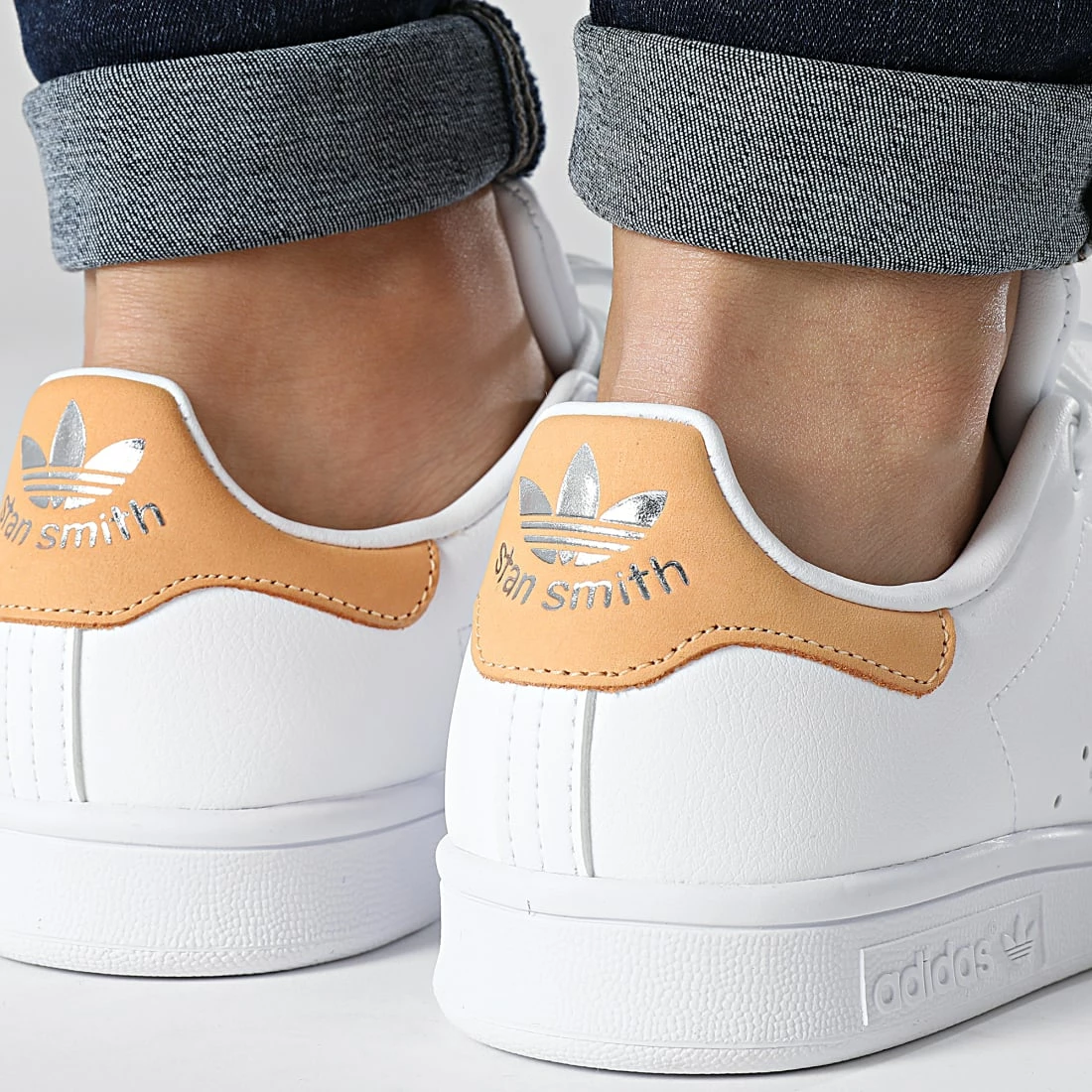 De gros 🧨 Baskets Femme Stan Smith GW4241 Footwear White Acid Orange Silver Metallic de Adidas Originals ✨ 4 De gros 🧨 Baskets Femme Stan Smith GW4241 Footwear White Acid Orange Silver Metallic de Adidas Originals ✨ – Image 2