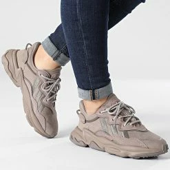 De gros ✔️ Baskets Femme Ozweego GY6813 Brown Cloud White de Adidas Originals 🔥 9 De gros ✔️ Baskets Femme Ozweego GY6813 Brown Cloud White de Adidas Originals 🔥 -Pas Cher adidas Magasin adidas 340856 GY6813 20221028T121010 03