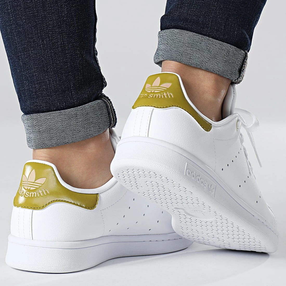 Vente flash 🎉 Baskets Femme Stan Smith GY9385 Footwear White Olive Magic Beige de Adidas Originals 🎁 6 Vente flash 🎉 Baskets Femme Stan Smith GY9385 Footwear White Olive Magic Beige de Adidas Originals 🎁 – Image 4