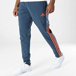 Grosses soldes 🥰 Pantalon Jogging MUFC HH9329 Bleu Foncé de Adidas Performance 🥰 12 Grosses soldes 🥰 Pantalon Jogging MUFC HH9329 Bleu Foncé de Adidas Performance 🥰 -Pas Cher adidas Magasin adidas 341804 HH9329 20221026T140052 05