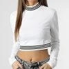 Meilleur prix 🤩 Tee 👚 Shirt Manches Longues Crop Femme HM1538 Blanc de Adidas Originals ⌛ -Pas Cher adidas Magasin adidas 342013 HM1538 20221114T122327 01