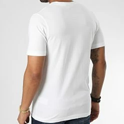 Coupon 🌟 Tee 👕 Shirt HK5228 Blanc de Adidas Originals ⌛ -Pas Cher adidas Magasin adidas 342703 HK5228 20221013T152644 06