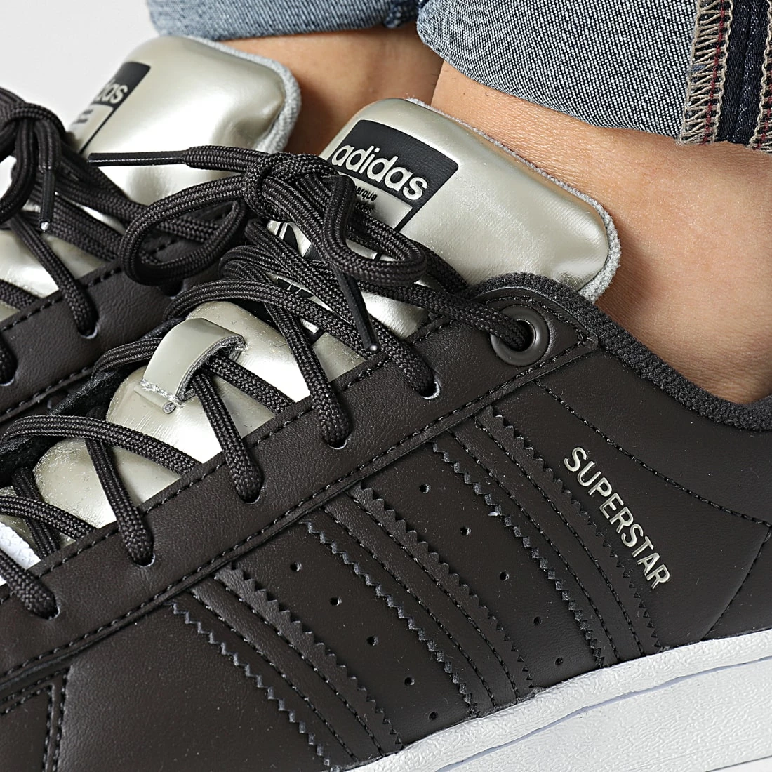 Tout neuf 🧨 Baskets Femme Superstar GX4360 Brown Footwear White de Adidas Originals 🔔 4 Tout neuf 🧨 Baskets Femme Superstar GX4360 Brown Footwear White de Adidas Originals 🔔 – Image 2