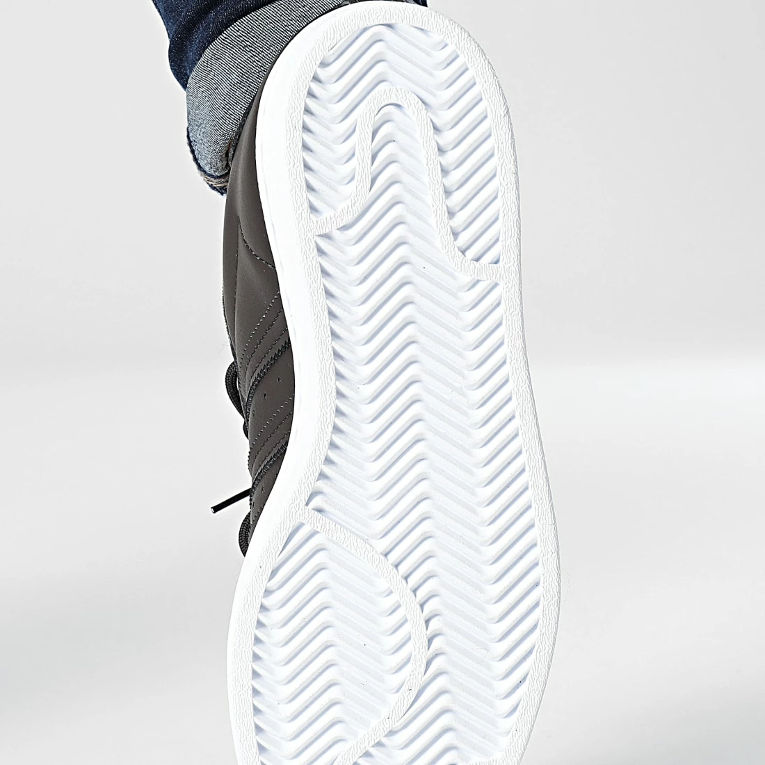 Tout neuf 🧨 Baskets Femme Superstar GX4360 Brown Footwear White de Adidas Originals 🔔 7 Tout neuf 🧨 Baskets Femme Superstar GX4360 Brown Footwear White de Adidas Originals 🔔 – Image 5