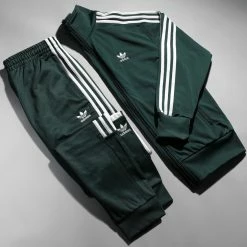 Acheter 🎉 Veste Zippée Firebird HL9340 Vert de Adidas Originals 🛒 -Pas Cher adidas Magasin adidas 344788 HL9340 20221115T084926 05