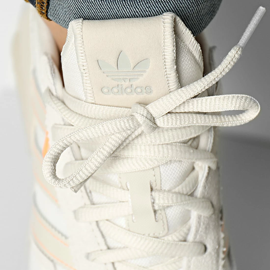 De gros 👍 Baskets Retropy F2 GW9367 Aluminium Metallic Grey de Adidas Originals 🔔 5 De gros 👍 Baskets Retropy F2 GW9367 Aluminium Metallic Grey de Adidas Originals 🔔 – Image 3