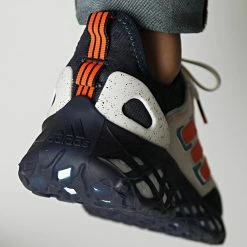 De gros ✔️ Baskets Web Boost GZ6447 Cloud White Imperial Orange Legacy Ink de Adidas Originals 😀 -Pas Cher adidas Magasin adidas 345476 GZ6447 20221102T142926 04