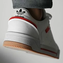 Coupon ✔️ Baskets Court Torino GX4378 Cloud White Vivid Red de Adidas Originals 🥰 -Pas Cher adidas Magasin adidas 345503 GX4378 20221031T155616 04