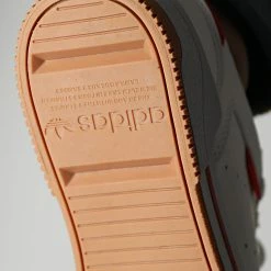 Coupon ✔️ Baskets Court Torino GX4378 Cloud White Vivid Red de Adidas Originals 🥰 -Pas Cher adidas Magasin adidas 345503 GX4378 20221031T155617 05