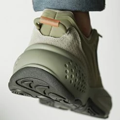 Remise ⌛ Baskets Ozrah GX1880 Olive Green Fear Grey Shadow Olive de Adidas Originals 🧨 -Pas Cher adidas Magasin adidas 346218 GX1880 20221102T150147 04