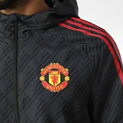 Sortie ⭐ Veste Zippée Capuche A Bandes Manchester United FC HE6650 Gris Anthracite de Adidas Performance 😉 -Pas Cher adidas Magasin adidas 346256 HE6650 20221031T154412 02
