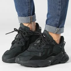 Tout neuf 👍 Baskets Femme Ozweego GY9425 Core Black Silver Metallic de Adidas Originals 🔥