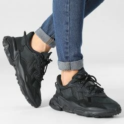 Tout neuf 👍 Baskets Femme Ozweego GY9425 Core Black Silver Metallic de Adidas Originals 🔥 -Pas Cher adidas Magasin adidas 346327 GY9425 20221103T153116 03