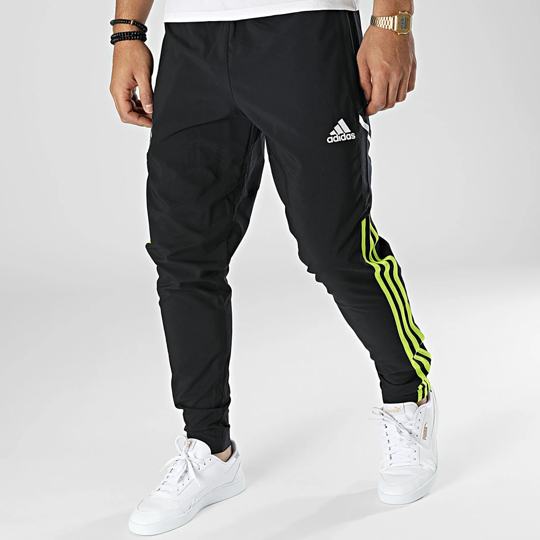 Offres 🎁 Pantalon Jogging A Bandes Manchester United FC HE6681 Noir de Adidas Performance ⌛ 3 Offres 🎁 Pantalon Jogging A Bandes Manchester United FC HE6681 Noir de Adidas Performance ⌛ – Image 2