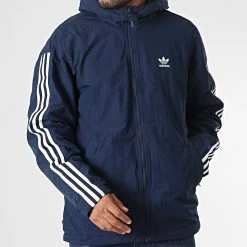 Offres 🎁 Veste Zippée Capuche Réversible A Bandes HL9188 Bleu Marine Noir de adidas 💯 -Pas Cher adidas Magasin adidas 347701 HL9188 20221123T151631 03