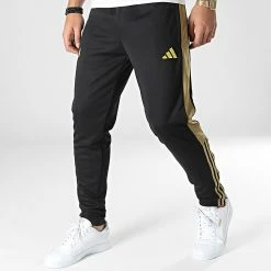 Grosses soldes 🌟 Pantalon Jogging Messi IA1035 Noir Doré de Adidas Performance ❤️ 12 Grosses soldes 🌟 Pantalon Jogging Messi IA1035 Noir Doré de Adidas Performance ❤️ -Pas Cher adidas Magasin adidas 348176 IA1035 20221118T153033 05
